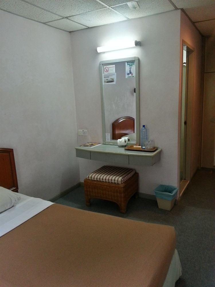 Century Hotel Kota Kinabalu Kültér fotó