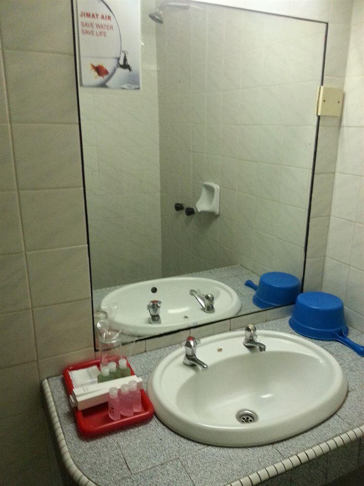 Century Hotel Kota Kinabalu Kültér fotó