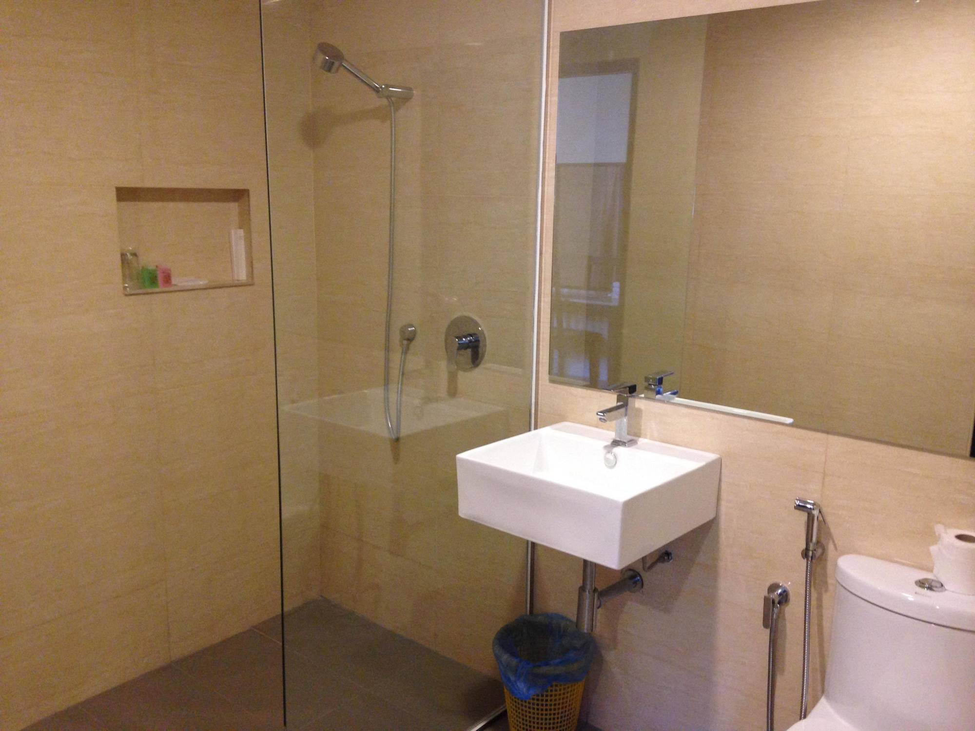 Century Hotel Kota Kinabalu Kültér fotó