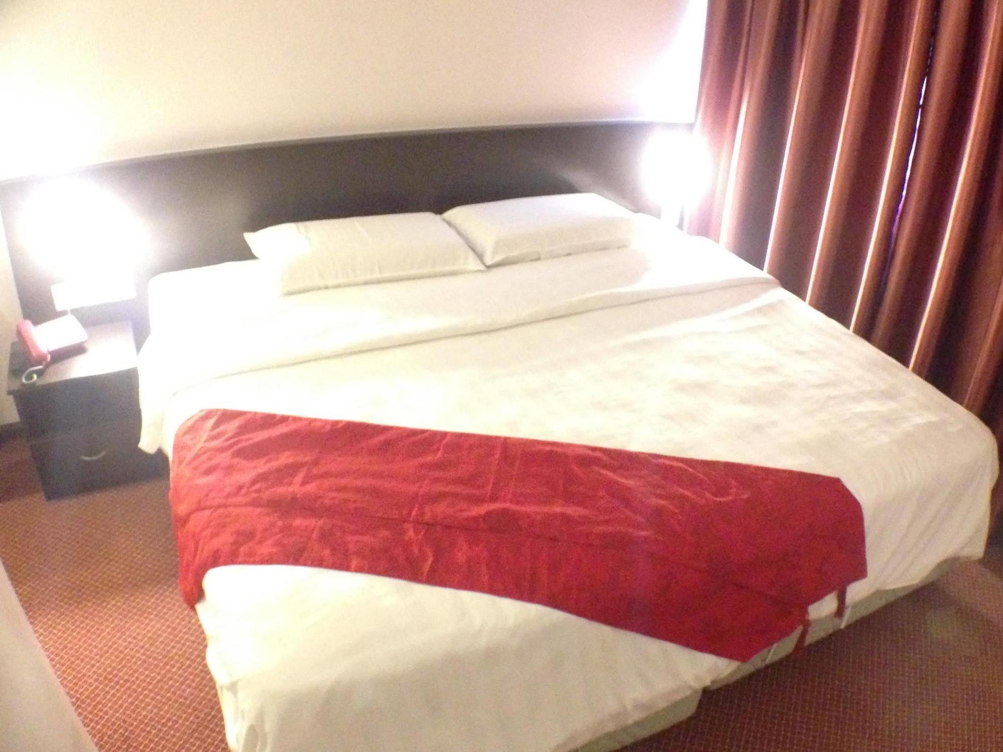 Century Hotel Kota Kinabalu Kültér fotó